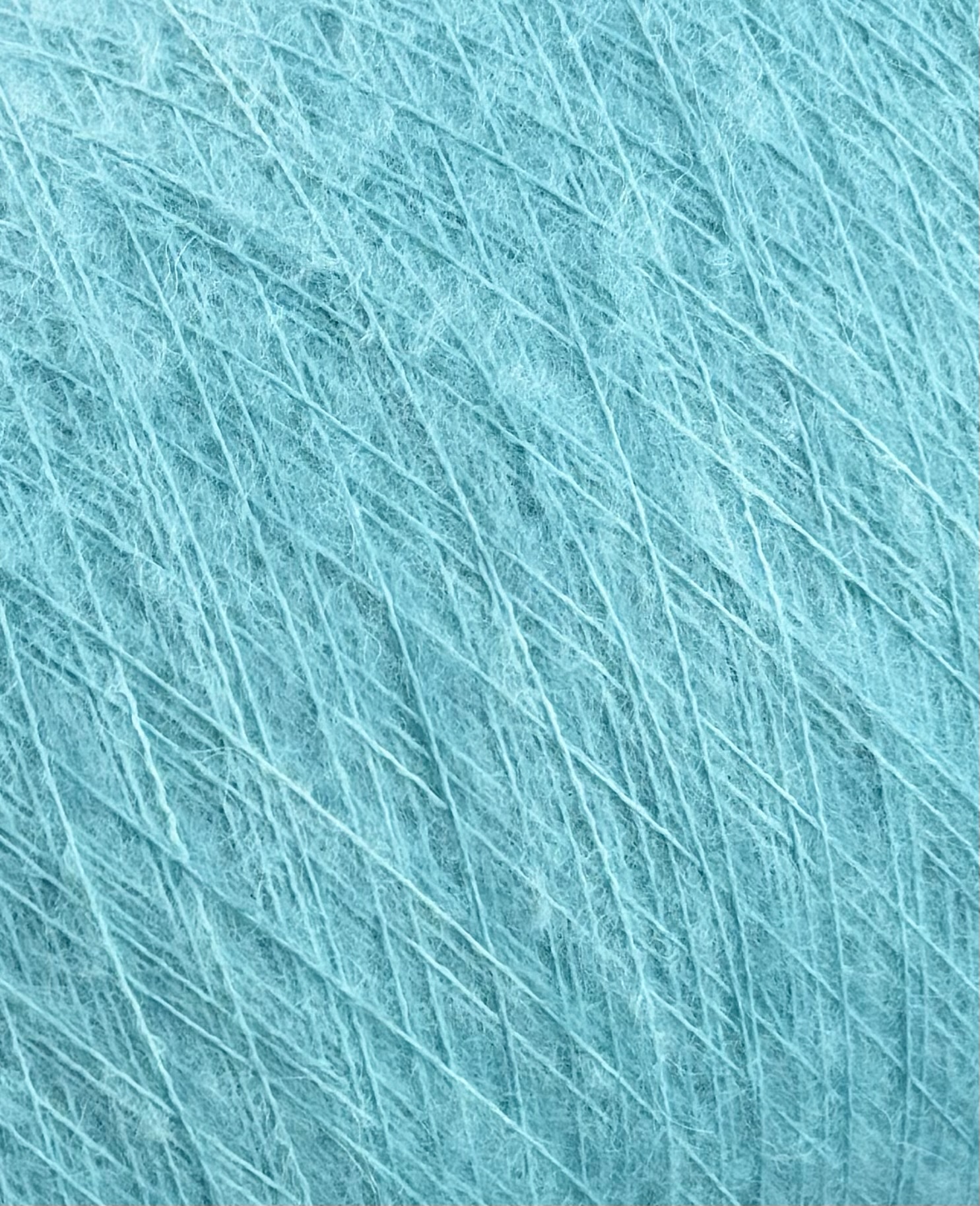 Kid Mohair mit Nylon 900 m / 100 g – Outlet – Azurblau
